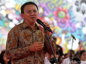 Ahok: Penak Jamanku To? Iso Tuku Daging Murah, Sakit Ora Bayar