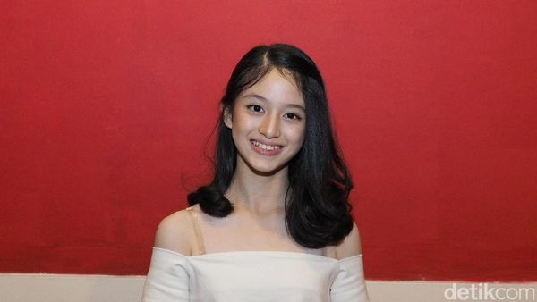 Berusia 13 Tahun, Imutnya Eve JKT48