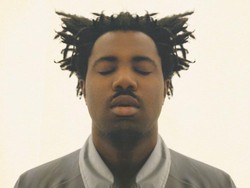 Kalahkan Ed Sheeran, Sampha Menangkan Mercury Prize