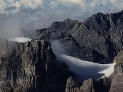 BMKG Khawatir, Salju Abadi di Puncak Jaya Wijaya Papua Sisa Segini