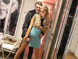 Paris Hilton Pamer Kemesraan dengan Pacar Baru
