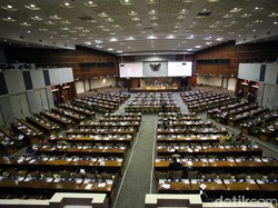 Paripurna DPR Berlangsung Selama 20 Menit, 259 Anggota Tak Hadir