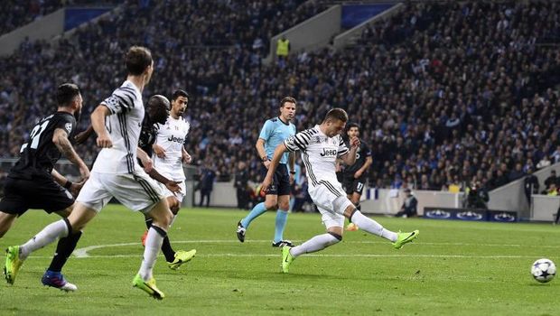 Juventus Kalahkan 10 Pemain Porto 2-0