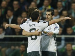 Mkhitaryan Mantapkan Kelolosan MU ke 16 Besar