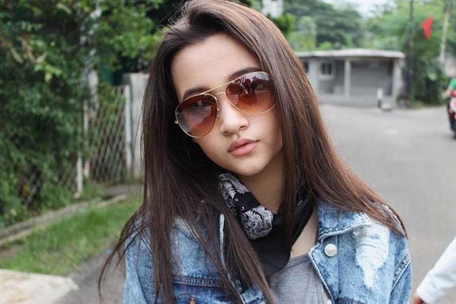 [HEBOH] Video Hot Megan Domani, Si Bule Imut