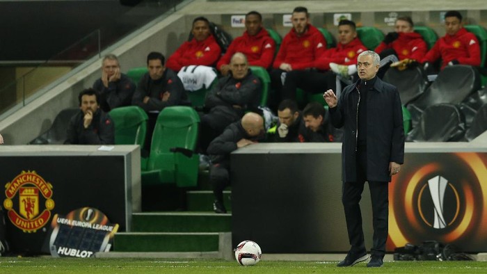 Mourinho: MU Tampil Solid, Fokus, dan Profesional