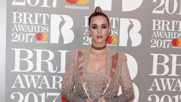 Teenage Dream ! Penampilan Katy Perry di BRIT Awards 2017