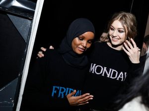 Foto: Momen Keakraban Hijabers AS & Gigi Hadid di Milan Fashion Week Foto: Momen Keakraban Hijabers AS & Gigi Hadid di Milan Fashion Week