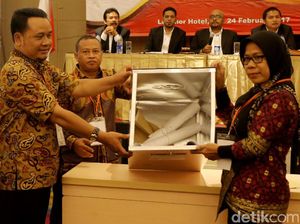 Rekapitulasi Suara Pilkada DKI di Jakarta Pusat Rekapitulasi Suara Pilkada DKI di Jakarta Pusat