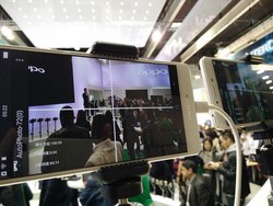 SmartSensor Bikin Bidikan Kamera Ponsel Bebas Blur