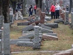 Muslim AS Kumpulkan USD 84 Ribu untuk Perbaiki Pemakaman Yahudi