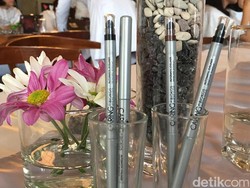 Caring by Biokos Rilis Eyeliner yang Diklaim Menyehatkan Mata