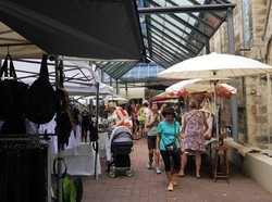 Pasar Seni Ala Australia, Seperti Ini Penampakannya