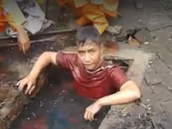 Pasukan Orange Menyelam di Selokan Sudah Ditonton Jutaan Kali