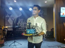Perayaan Ultah ke-9 Fanbase yang Penuh Haru untuk Afgan