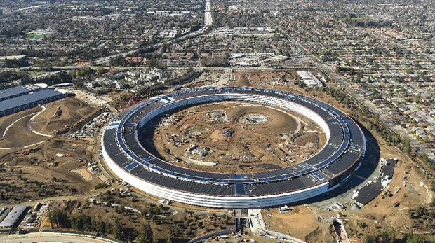 iPhone 8 akan diluncurkan di markas baru Apple. 
