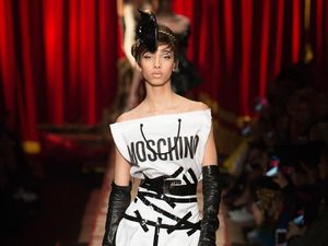 Moschino Dituntut Karyawan atas Tuduhan Diskriminasi Ras Moschino Dituntut Karyawan atas Tuduhan Diskriminasi Ras