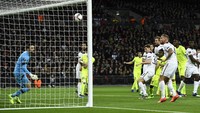 Namun gol bunuh diri Harry Kane di menit ke-20 menyamakan kedudukan 1-1. Reuters/Dylan Martinez.