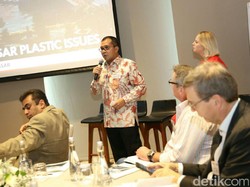 WOS 2017, Walkot Makassar Bicara Penanganan Sampah Plastik di Laut