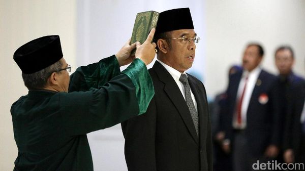 Gatot S. Dewa Broto Jadi Sesmenpora