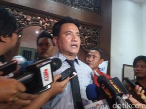 Yusril Tolak Tuntutan 6 Tahun terhadap Dahlan Iskan