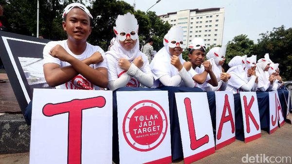 Siswa SMP dan SMA Tolak Jadi Target Rokok