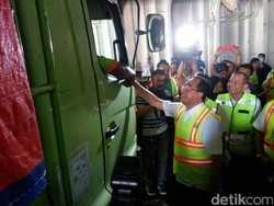 Supir Truk Sekarang Pilih Nyebrang Lewat Priok Ketimbang Merak