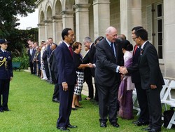 Kunjungan Jokowi di Australia Ditutup dengan Upacara Kenegaraan