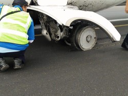 Wings Air Pecah Ban Saat Mendarat di Lampung, Penumpang Selamat