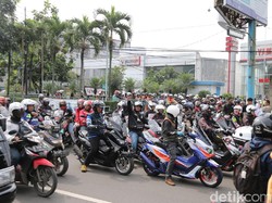 Ribuan Pengguna MAXI Yamaha Ramaikan Bandung