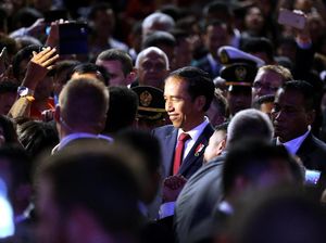 Jokowi: Trans Papua Dibangun Siang Malam Agar Ada Keadilan