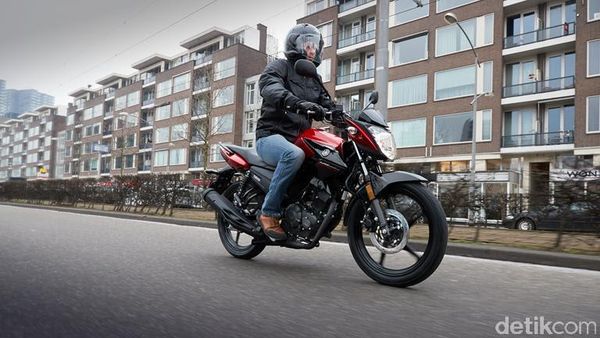 Motor Sport Enteng Yamaha YS125