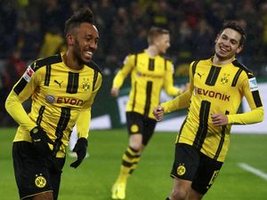 Dortmund Lumat Freiburg 3-0