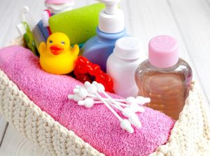 Tips Memilih Produk yang Aman untuk Kulit Bayi