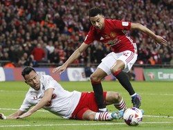 MU Kini Lebih Lapar Trofi