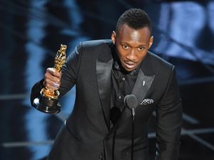 Mahershala Ali Bisa Raih Oscar seperti Matthew McConaughey? Mahershala Ali Bisa Raih Oscar seperti Matthew McConaughey?