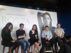 Gelar Konser, Rossa Tak Ingin Tampil Seperti di Rekaman