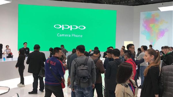 Mengintip persiapan booth OPPO di MWC