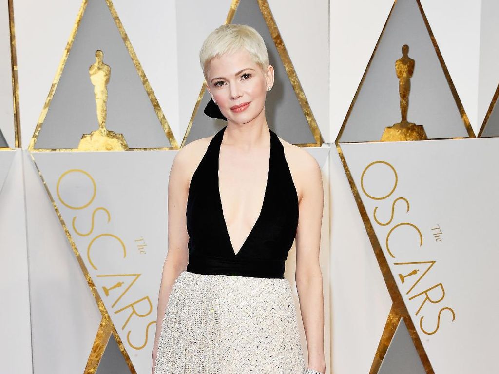 Michelle Williams Sudah Nikah Lagi usai 10 Tahun Kepergian Heath Ledger Michelle Williams Sudah Nikah Lagi usai 10 Tahun Kepergian Heath Ledger