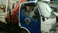 Tak Terima Mobilnya Diderek, Pemilik Rusak Mobil Dishub
