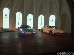 Cayman dan Panamera Jadi Andalan Porsche Tahun Ini