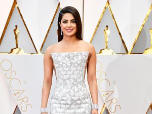 Tampil Seksi dengan Bikini di Baywatch, Priyanka Chopra Merasa Malu