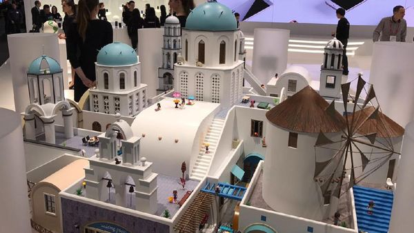 Mengintip persiapan booth OPPO di MWC