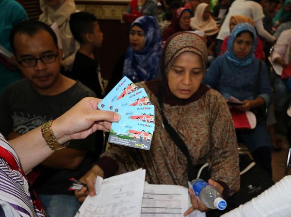 Pendistribusian Kartu Jakarta Pintar