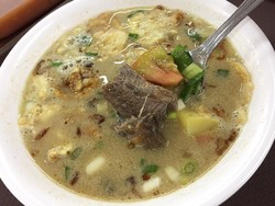 Enaknya Soto Betawi dan Pempek di Kantin West Mall Grand Indonesia