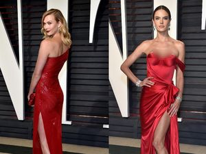 Adu Seksi Karlie Kloss dan Alessandra Ambrosio Adu Seksi Karlie Kloss dan Alessandra Ambrosio