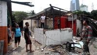 Lapo di Kawasan Senayan Mulai Dibongkar