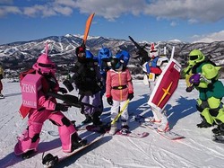 Viral di Medsos Jepang, Robot Gundam Main Snowboard