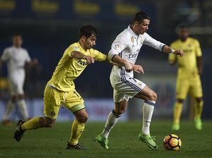 Villarreal Protes: Usai Pimpin Laga, Wasit Pulang Bawa Tas Berlogo Real Madrid