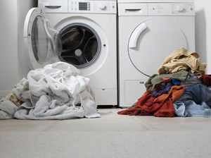 5 Alasan Kenapa Sebaiknya Celana Dalam Dicuci Terpisah 5 Alasan Kenapa Sebaiknya Celana Dalam Dicuci Terpisah